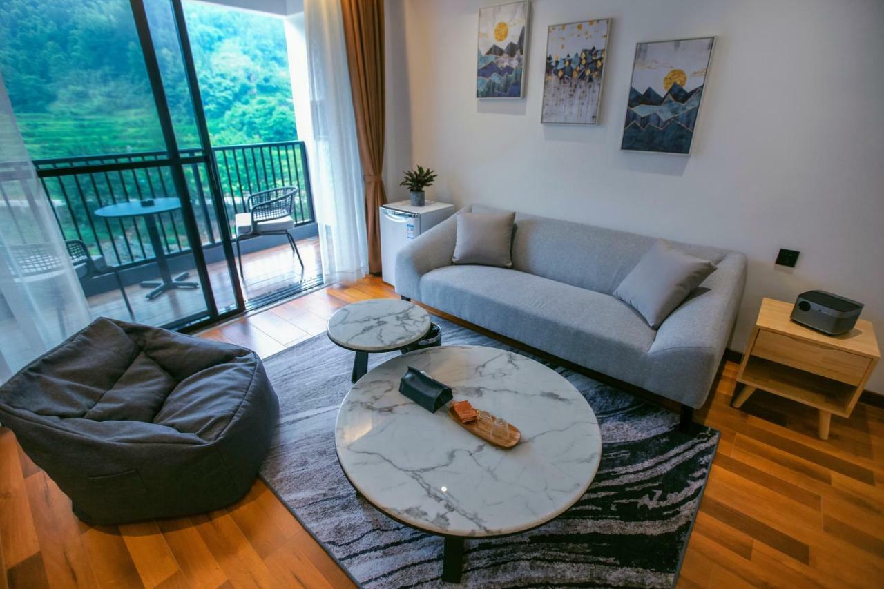 Whispering Mountains Boutique Hotel Zhangjiajie Extérieur photo