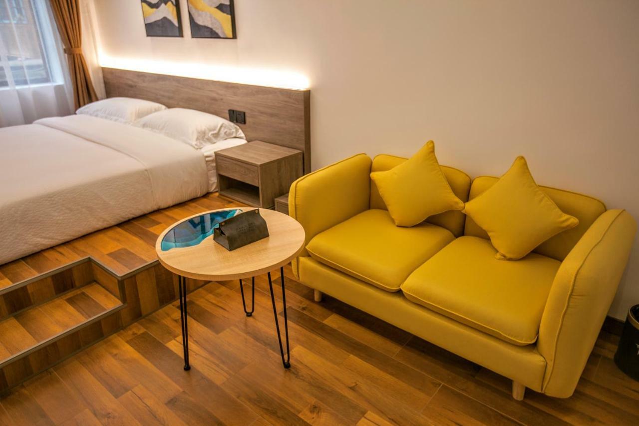 Whispering Mountains Boutique Hotel Zhangjiajie Extérieur photo